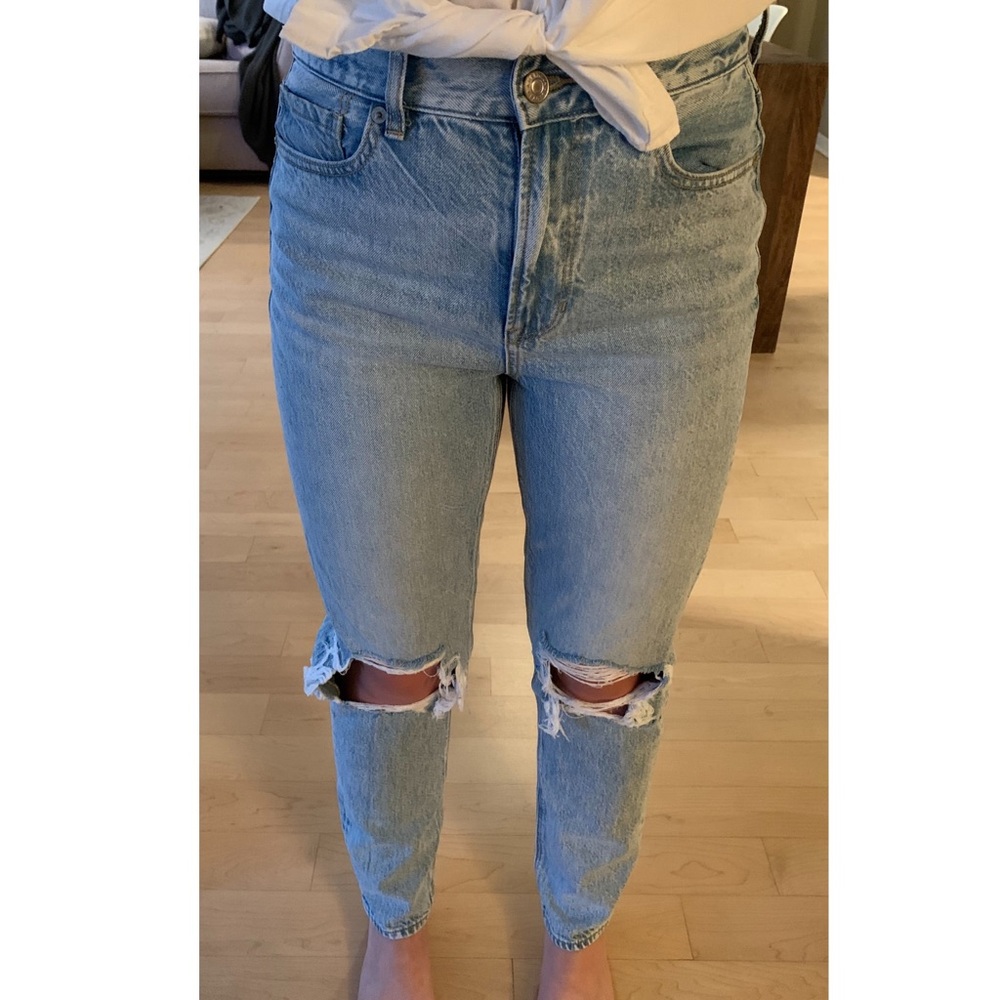 AE Mom Jeans - Size 4R